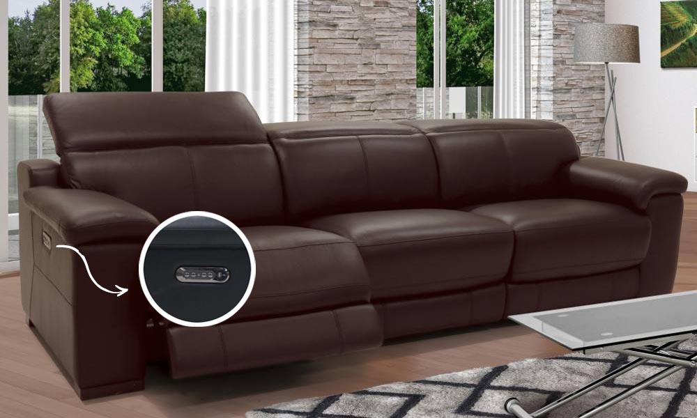 O sofá relax eléctrico em pele XXL OLYMPIC possui 4 motores independentes para facilitar ao máximo a escolha da sua postura favorita que sofá comprar