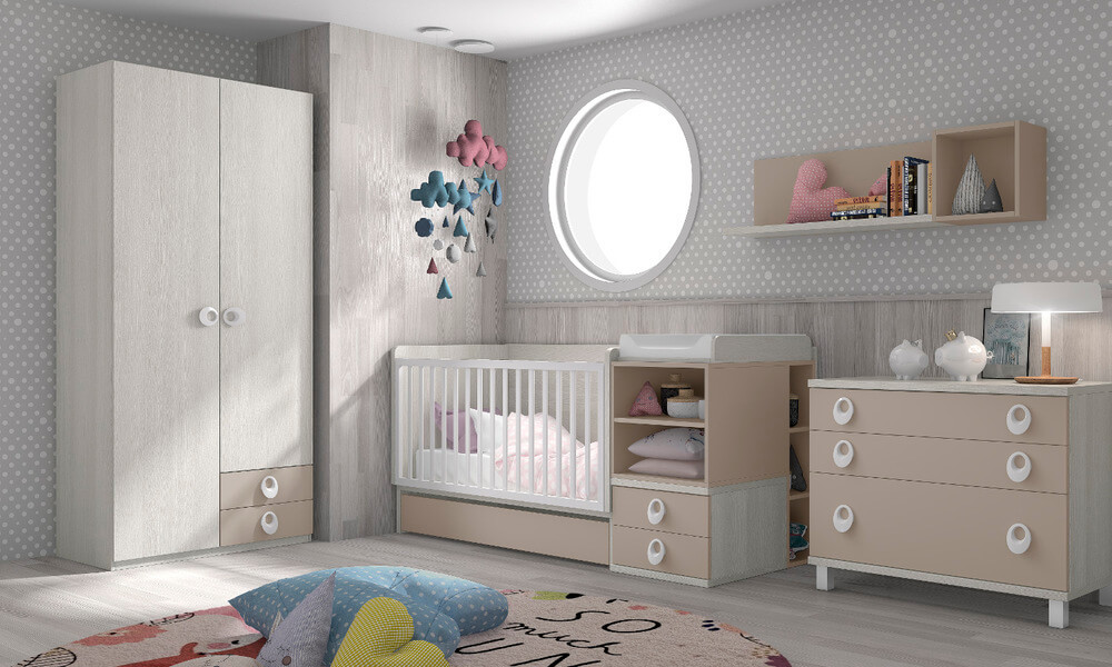 Armários e cómodas são muito úteis para manter organizados todos os itens necessários decoração para quarto de bebe