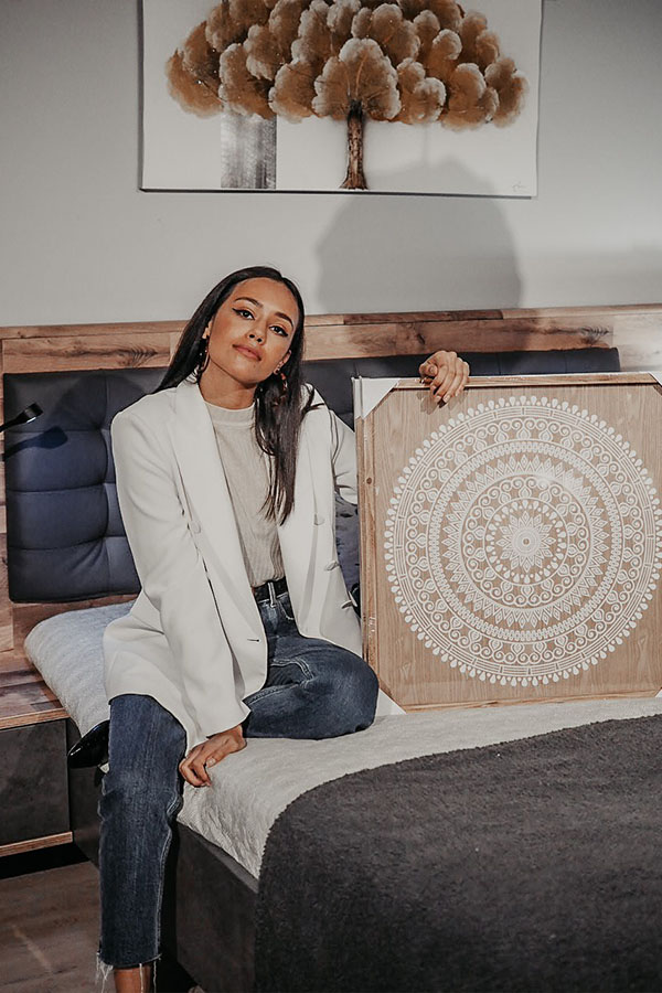 O quarto RICCIANO combina na perfeição com vários elementos decorativos em madeira quadros para quarto de casal