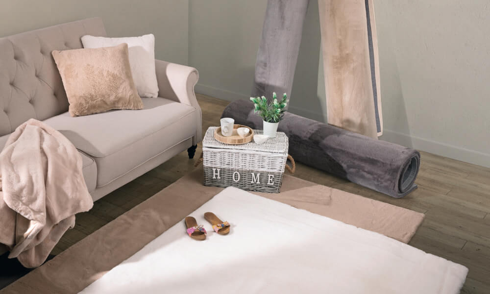 Combine estampas e padrões para adicionar estilo e charme à sua sala.
